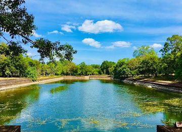 sri-lanka/anuradhapura/attraction/elephant-pond