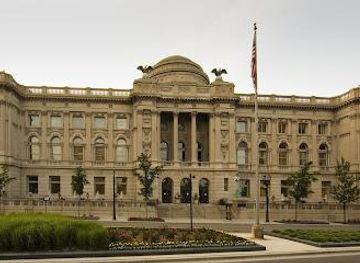 wisconsin/racine/attraction/milwaukee-central-library