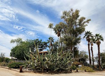 california/southern-california/attraction/bombay-beach-ruins