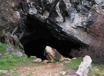 greece/lamia/attraction/corycian-cave
