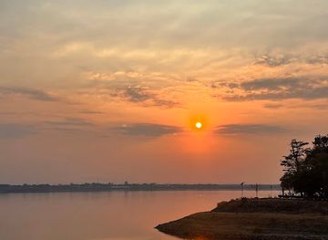 laos/phakse-province/attraction/sunset-beach
