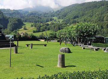 liechtenstein/planken-region/attraction/greifvogelpark-buchs