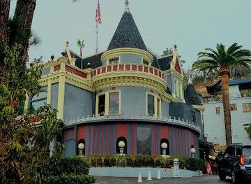 california/burbank/attraction/the-magic-castle