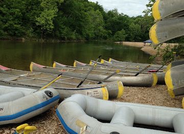 missouri/johnson-s-shut-ins-state-park/attraction/parks-bluff-campground