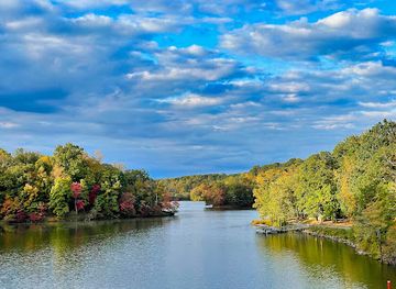 maryland/rockville/attraction/lake-needwood-rock-creek-regional-park