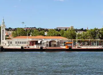 Lisbon Sight Sailing