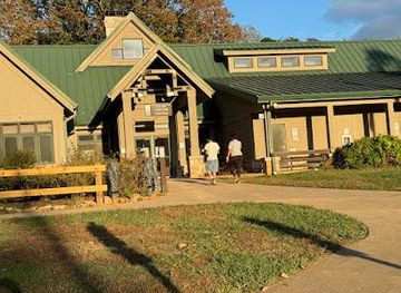 south-carolina/rock-hill/attraction/crowders-mountain-state-park-visitor-center