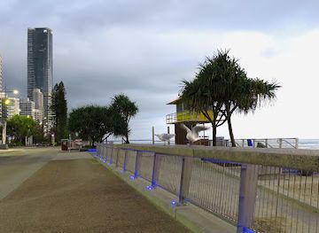 australia/surfers-paradise/attraction/lifeguard-tower-34-surfers-paradise