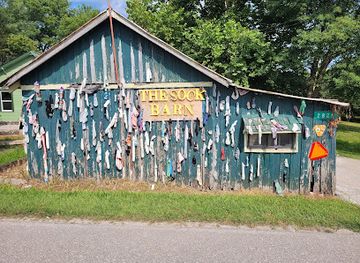 indiana/the-tipton-till-plain/attraction/the-sock-barn