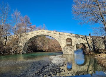 greece/macedonia/attraction/ziaka-ancient-stone-bridge