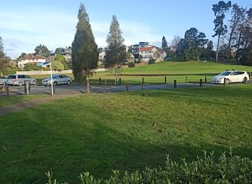 new-zealand/hamilton/attraction/hamilton-lake-walkway