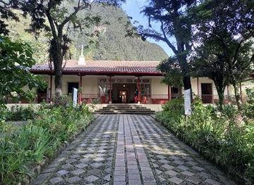 colombia/bogota/attraction/museo-quinta-de-bolivar