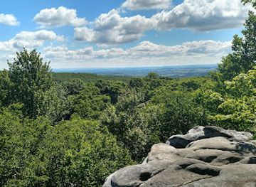 pennsylvania/appalachian-mountains/attraction/beam-rocks