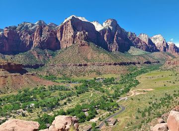 utah/zion-national-park/attraction/the-west-temple