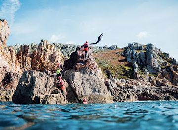jersey/saint-brelade/attraction/absolute-adventures-jersey-s-leading-activity-watersports-centre