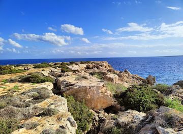cyprus/makronissos-peninsula/attraction/cyclops-cave