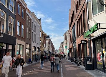 netherlands/leiden/attraction/winkelstraat-haarlemmerstraat