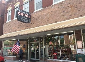 tennessee/great-smoky-mountains-national-park/attraction/tinsley-bible-drug-co-inc
