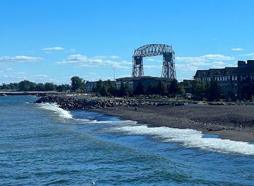 minnesota/lake-superior-s-north-shore/attraction/north-shore-scenic-railroad