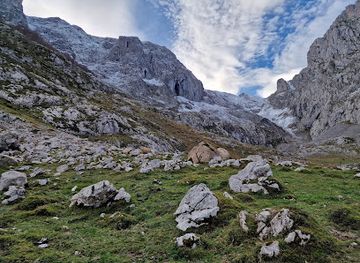 spain/picos-de-europa/attraction/llanos-del-tornu