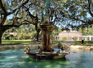 louisiana/bayou-country/attraction/audubon-zoo