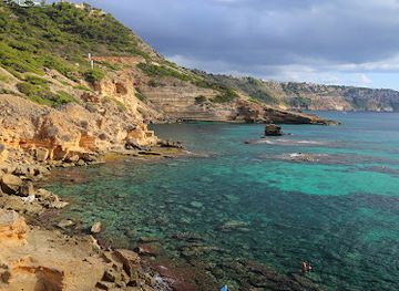 spain/balearic-islands/attraction/ses-olles-de-son-granada-de-baix