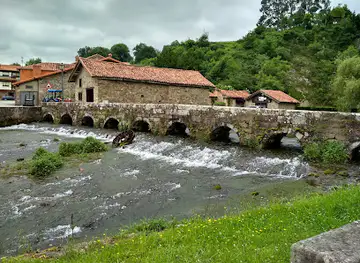La Fuentona