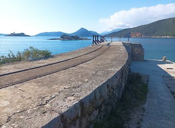 montenegro/herceg-novi/attraction/arza-beach