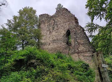 czechia/sumava/attraction/pajrek-castle