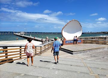 florida/pensacola/attraction/pensacola-beach-boardwalk