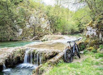 croatia/plitvice-lakes-national-park/attraction/korana-canyon-walking-path-start-point