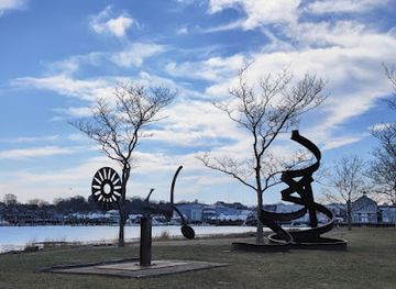 Veteran's Memorial Park and Marina