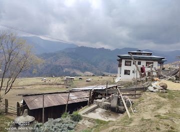 bhutan/lhuntse-district/attraction/namling-brrak