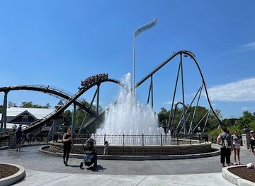 pennsylvania/hershey/attraction/kisses-fountain