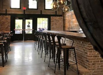 florida/orlando/attraction/crooked-can-brewing-company