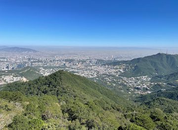 mexico/monterrey/san-pedro-garza-garcia/attraction/mirador-la-penita-chipinque