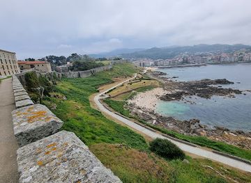 spain/galicia/attraction/fortaleza-de-monterreal