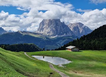 italy/dolomites/attraction/seceda-ridgeline