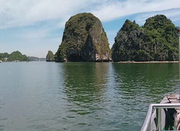 vietnam/ha-long-bay/attraction/ocean-park