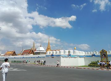 Na Phra Lan Tunnel Gate 1