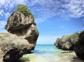 philippines/malapascua-island/attraction/kinatarkan-island