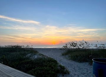 florida/cape-canaveral/attraction/cocoa-beach-george-mcleod-memorial-park