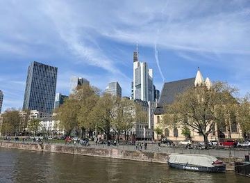 germany/frankfurt/attraction/st-leonhard