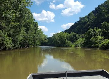 west-virginia/hatfield-mccoy-mountains/attraction/hatfield-mccoy-airboat-tours