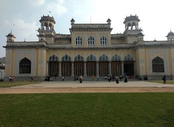 india/hyderabad/charminar/attraction/sudha-car-museum