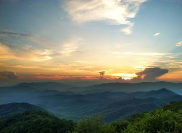 north-carolina/nantahala-national-forest/attraction/wildwater-nantahala-rafting-canopy-tours