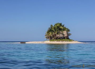 honduras/cayos-cochinos/attraction/cayo-gallina