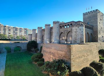 spain/zaragoza/attraction/parque-de-la-aljaferia