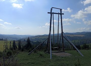 ukraine/pylypets/attraction/hanging-swing-giant