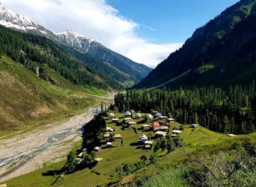 pakistan/ratti-gali-lake/attraction/ghamot-national-park-neelum-valley
